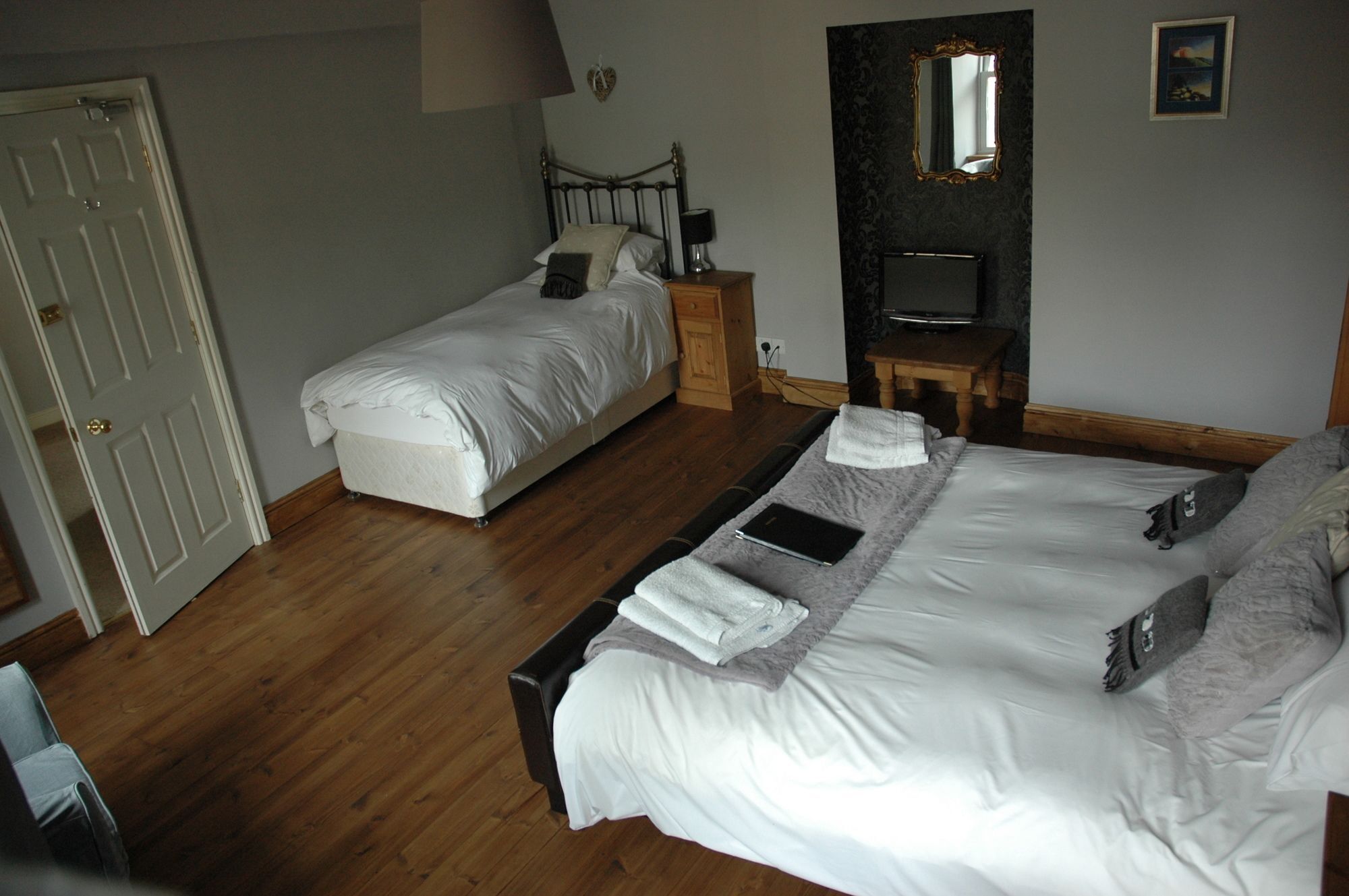 Holmedale Bed And Breakfast Leyburn Exterior photo